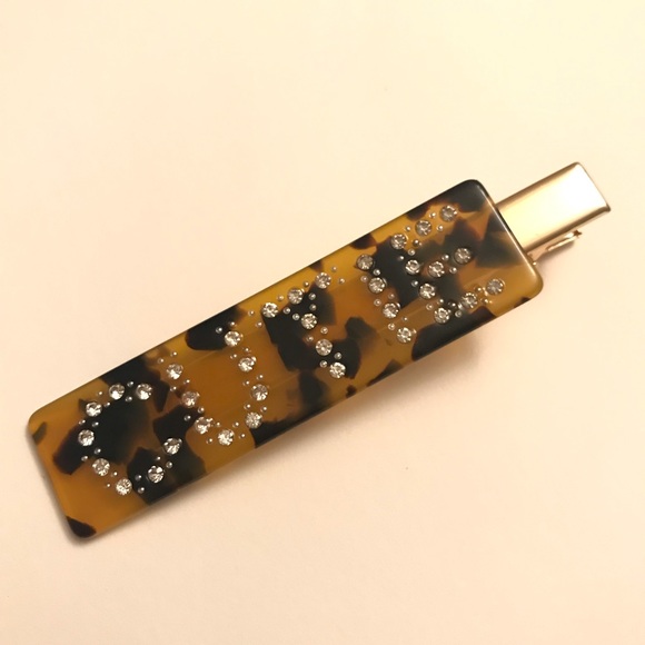 Hair Barrette - Picture 1 of 1